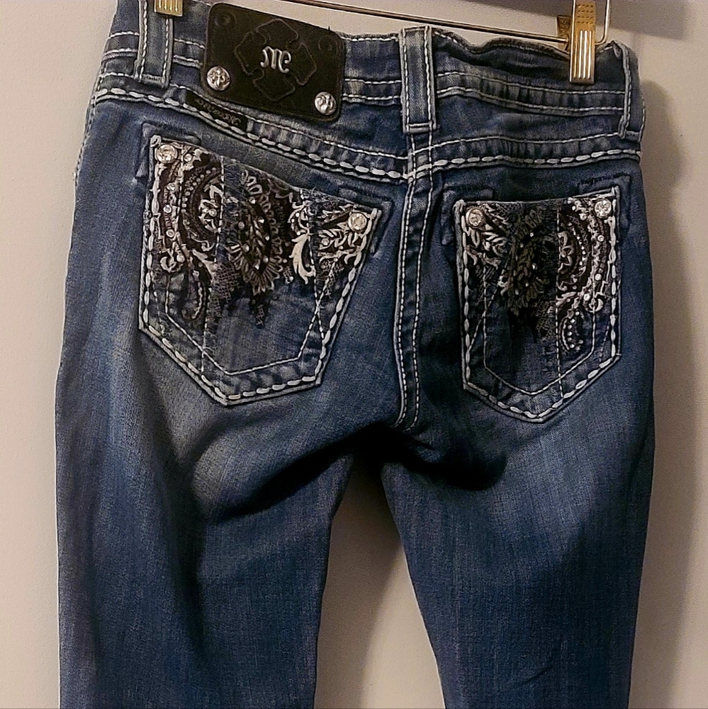 Jeans - Picture 3 of 5